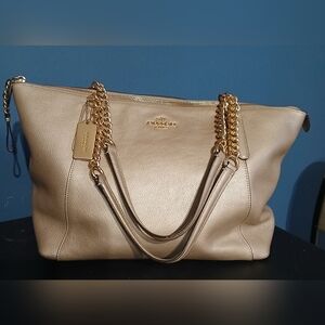 Coach Women's Leather Tote Bag in Taupe with Gold Chain It Was 300 New!!